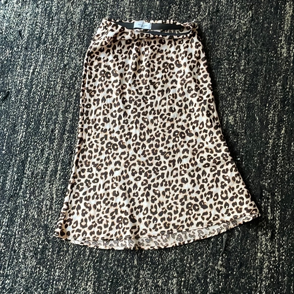 MIDI satin leopard print skirt